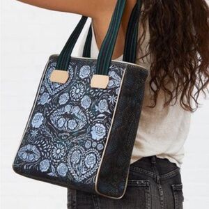 Consuela Classic Chica Tote. Embroidered floral, flowers and kisses.